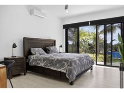 Beautiful 3-Bedroom Home with Rooftop and Pool and Jacuzzi