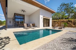 Terraza + Piscina